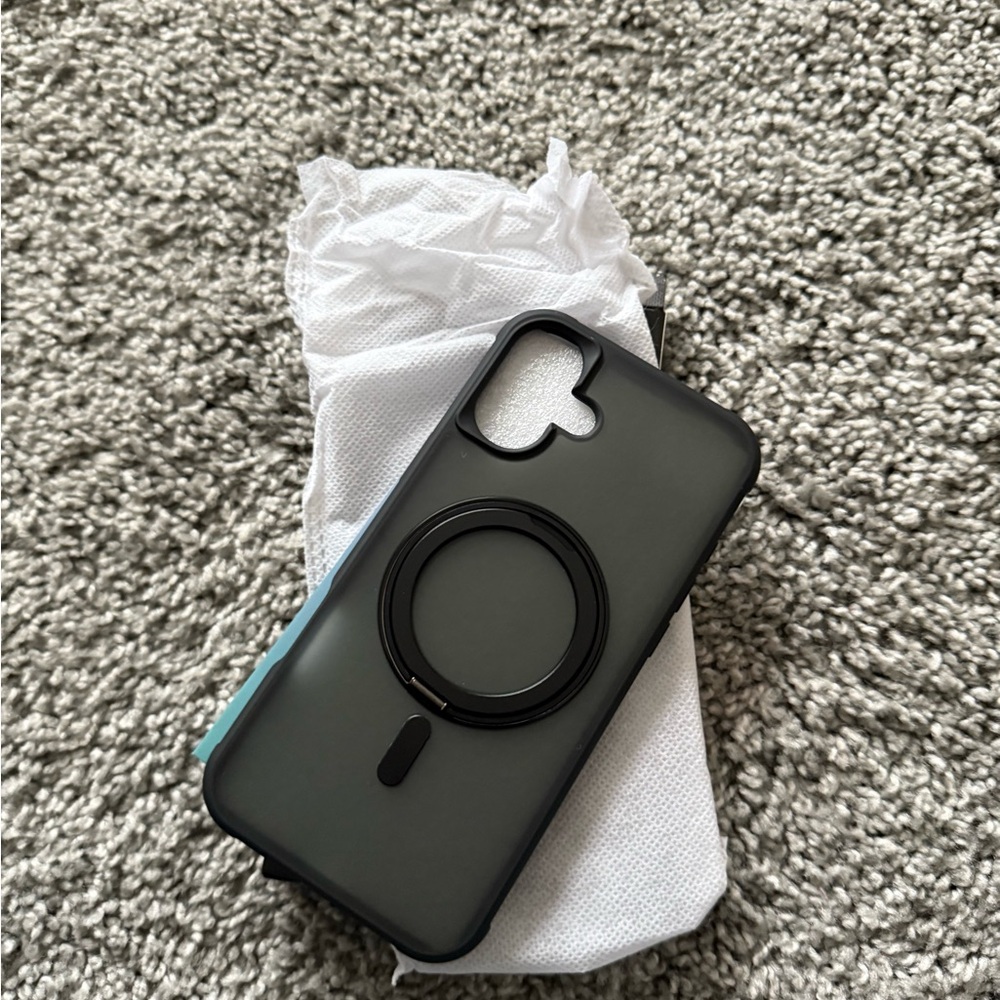 NIB Sleek Black Phone Case with Ring Holder iPhone 16 Plus
